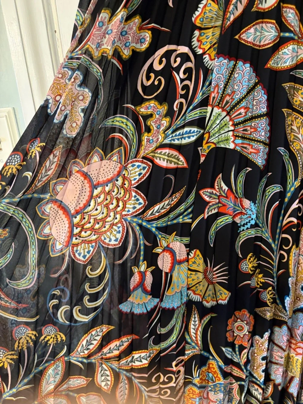 Anthropologie Black Floral Paisley Pleated Asymmetric Midi Cecily dress - Picture 5 of 5